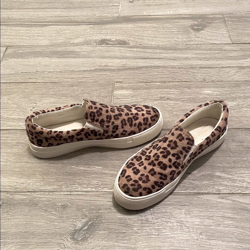 American Eagle cheetah shoes